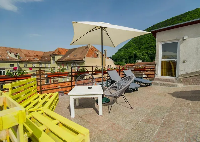 Rooftop Central Apartment